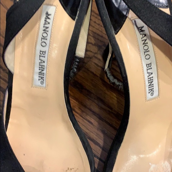 Used Manalo Blahnik satin black evening heels - Picture 2 of 6